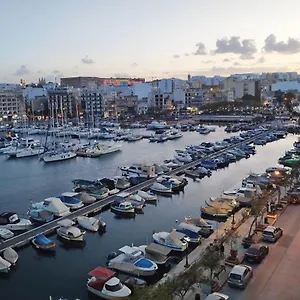  Apartament 2 Bedroom, And Spacious With Sea View - 2